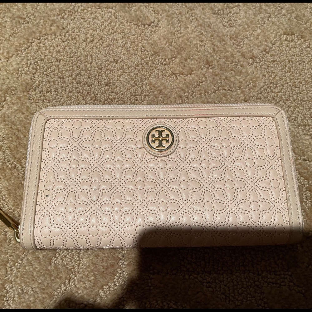 Tory Burch Embroidered Wallet